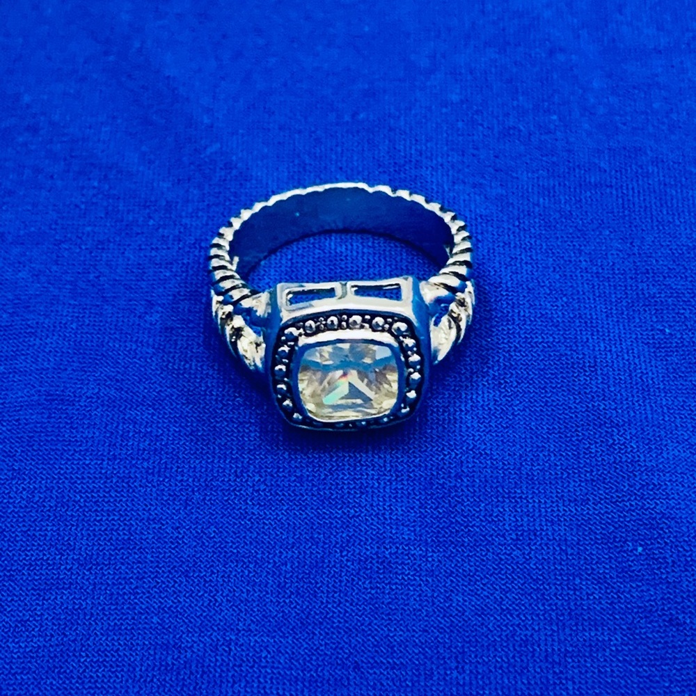 New. Rings - Picture 3 of 3